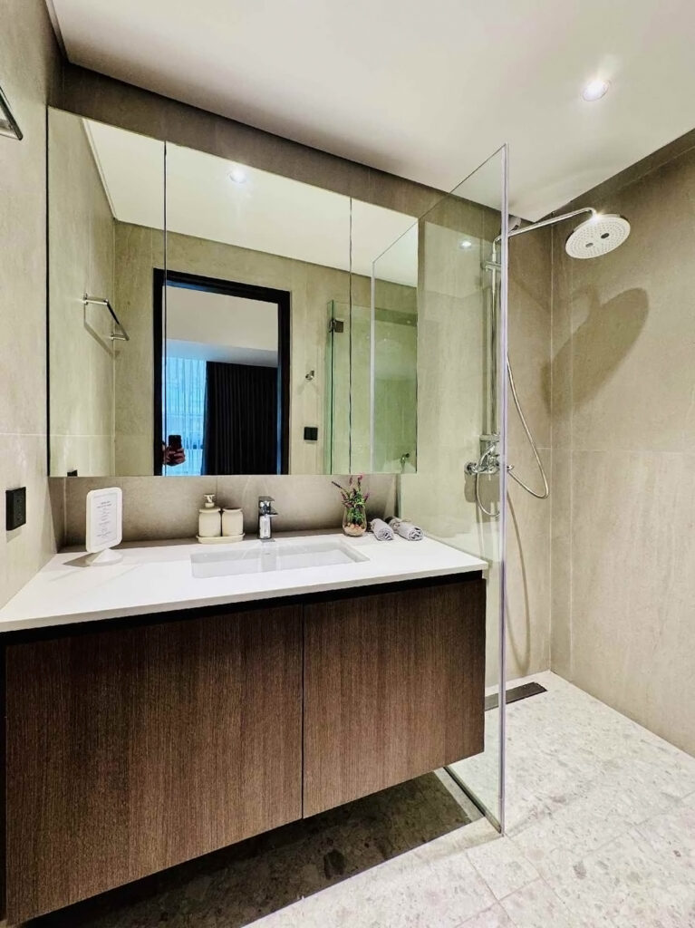 The Wave Towers - Nagomi Tower - One-Bedroom - Bathroom | SpacesPH.com