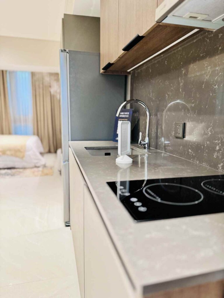 The Wave Towers - Nagomi - Studio Unit - Kitchen | SpacesPH.com