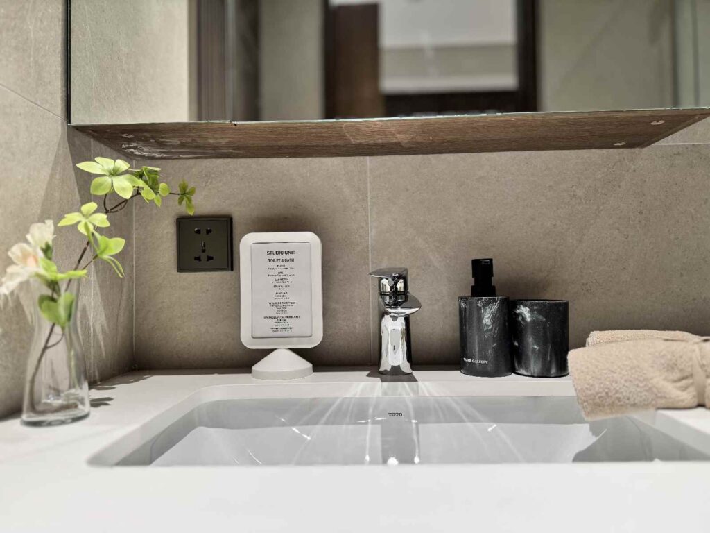 The Wave Towers - Nagomi - Studio Unit - Bathroom | SpacesPH.com