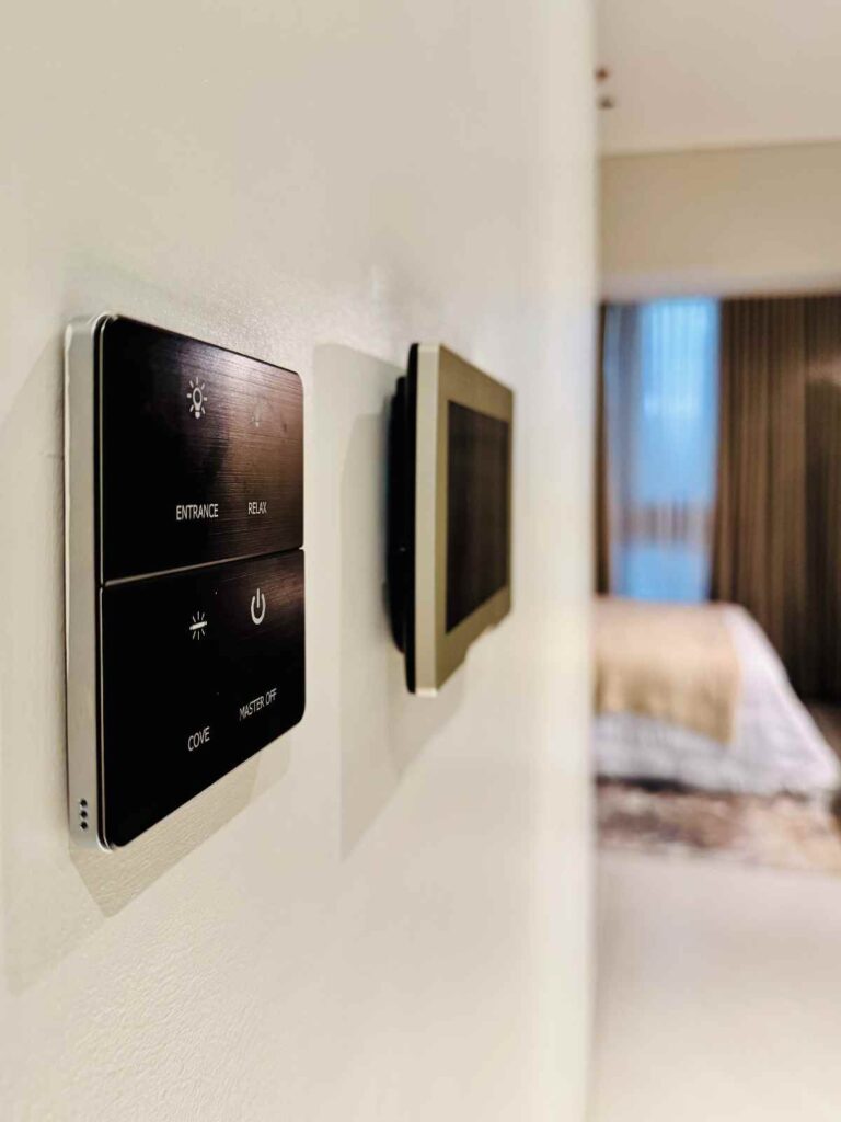 The Wave Towers - Nagomi - Studio Unit - Foyer | SpacesPH.com